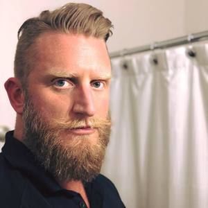 Meet your Posher, Aaron
